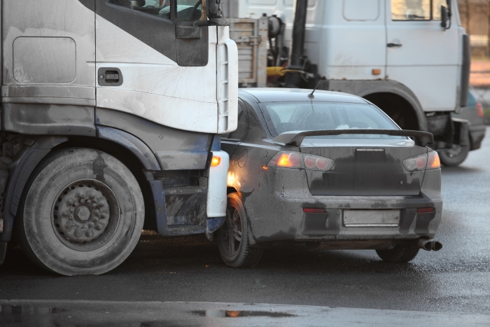 Why Truck Accident Claims Are More Complex Than Car Accidents
