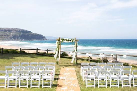 Top Wedding Venues in Sydney for a Beach Celebration